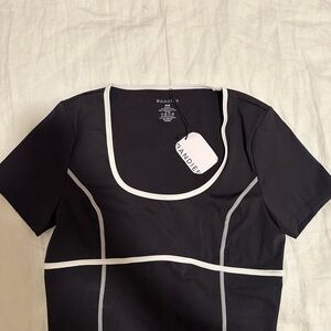 Bandier Cropped Shirt Sleeve Work Out Top - brand new size Medium